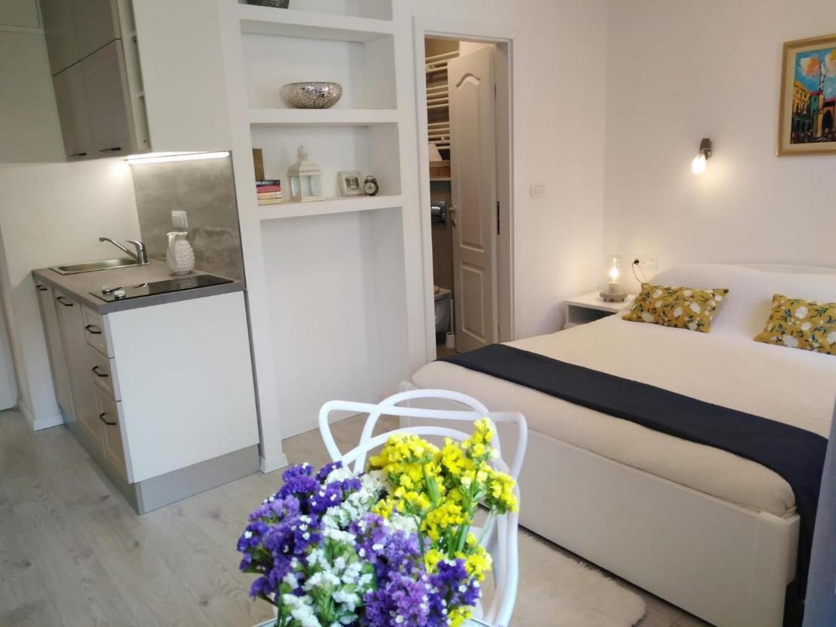 Joy Apartments Old Town Дубровник Екстер'єр фото