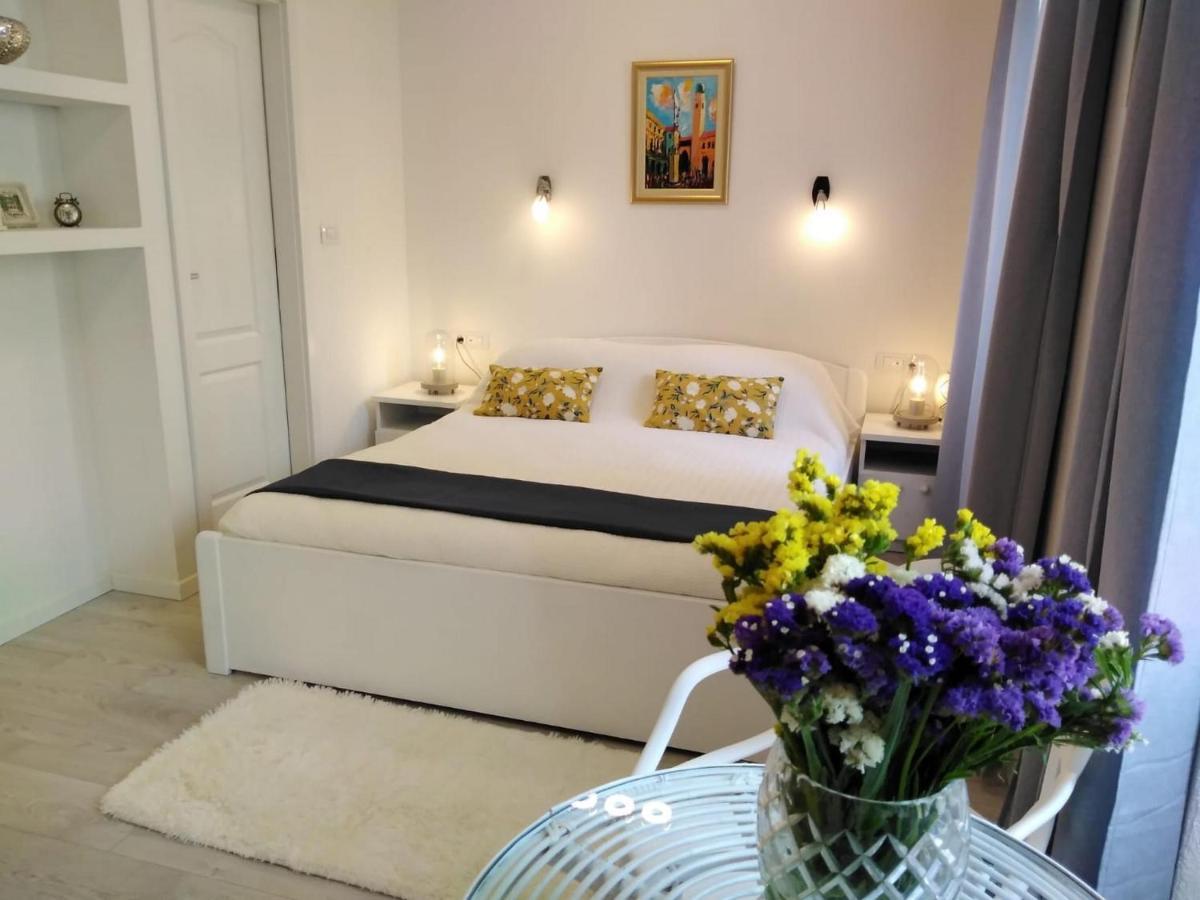 Joy Apartments Old Town Дубровник Екстер'єр фото